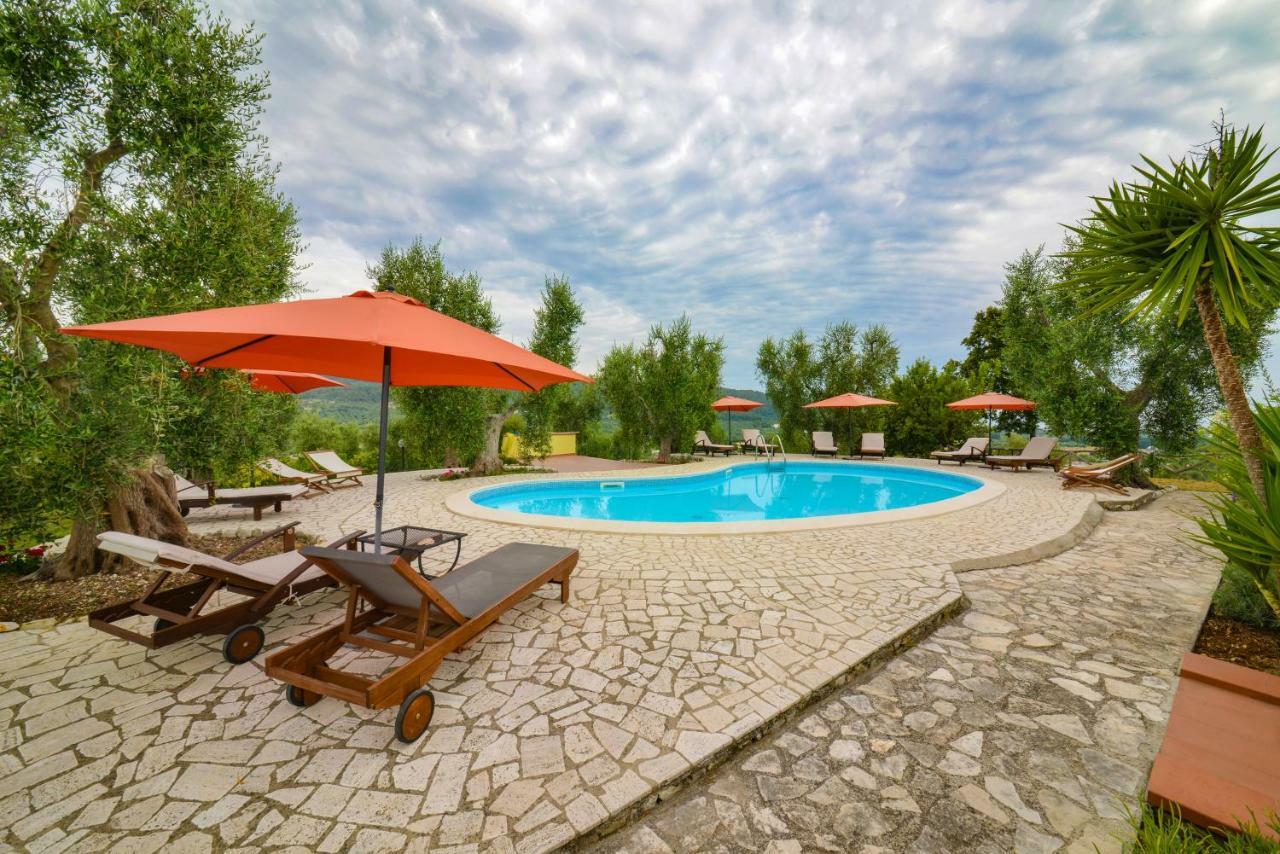 Hostal Parco Dei Limoni Peschici Exterior foto
