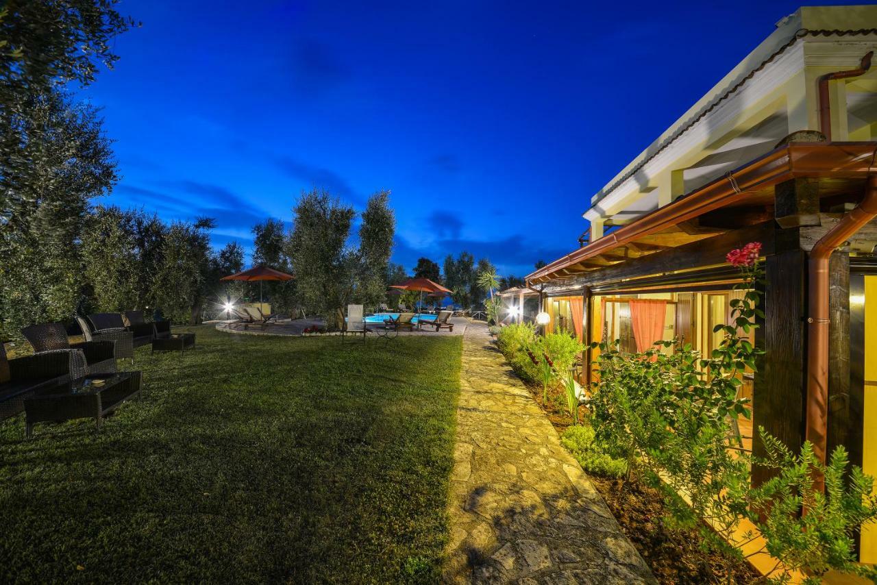 Hostal Parco Dei Limoni Peschici Exterior foto
